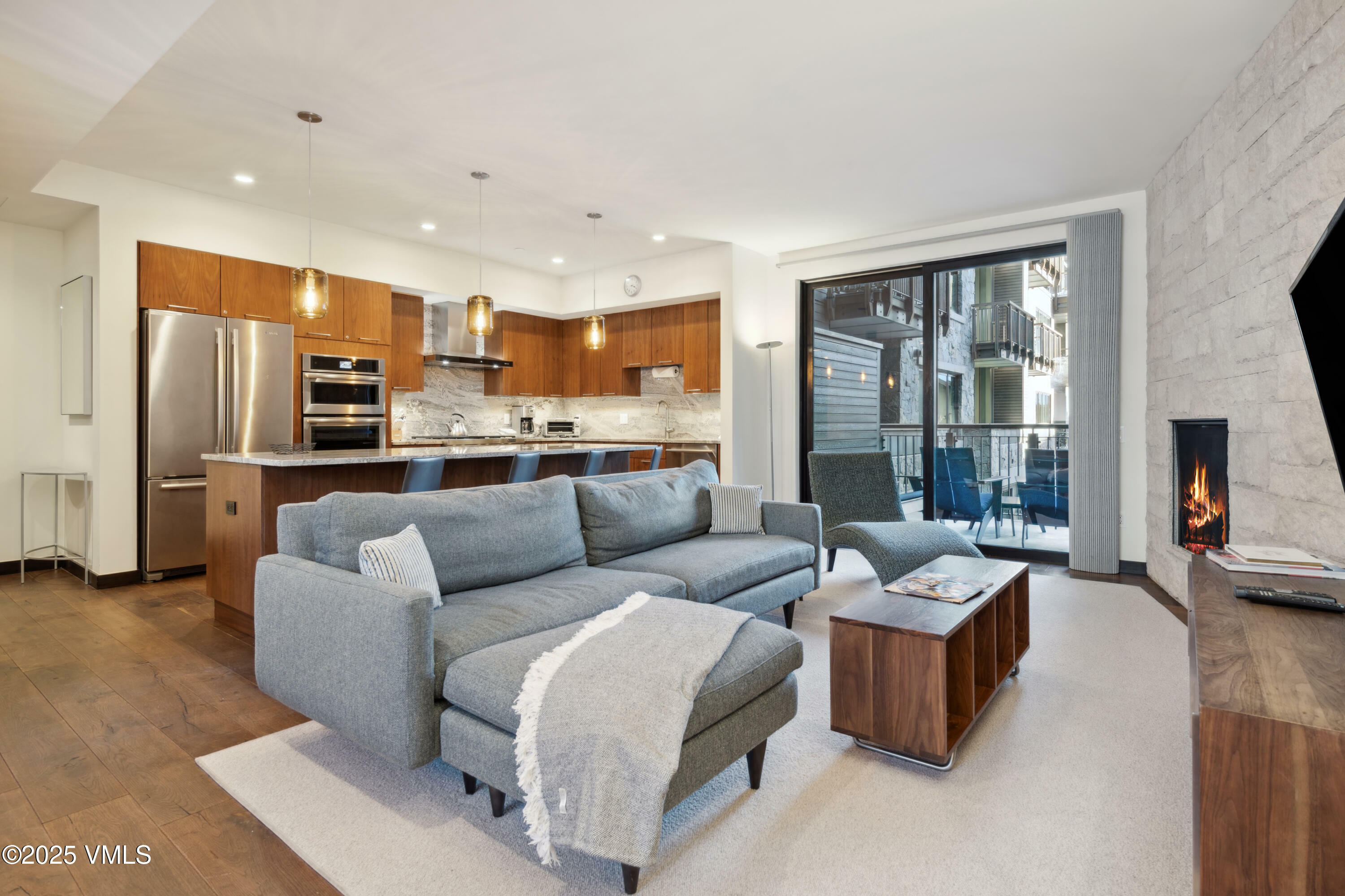 Property Photo: 701 W Lionshead Circle E307 CO 81657
