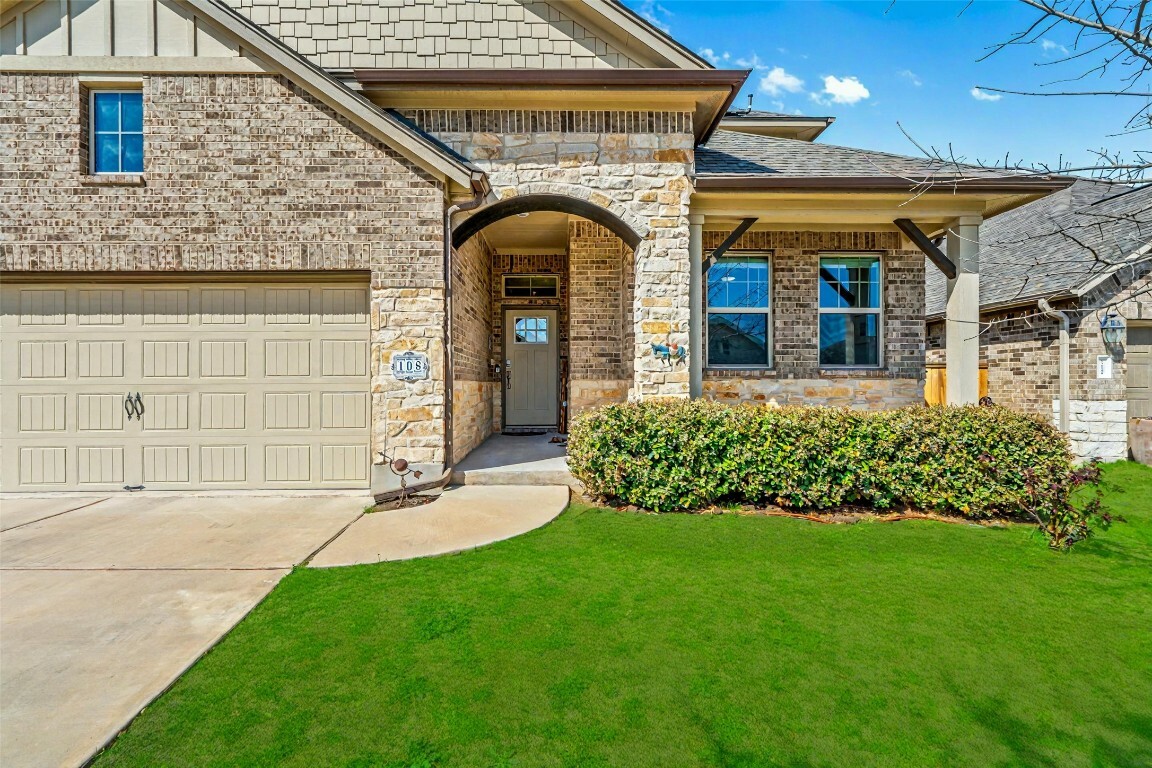 108 Wooden Lodge Drive  Manchaca TX 78652 photo
