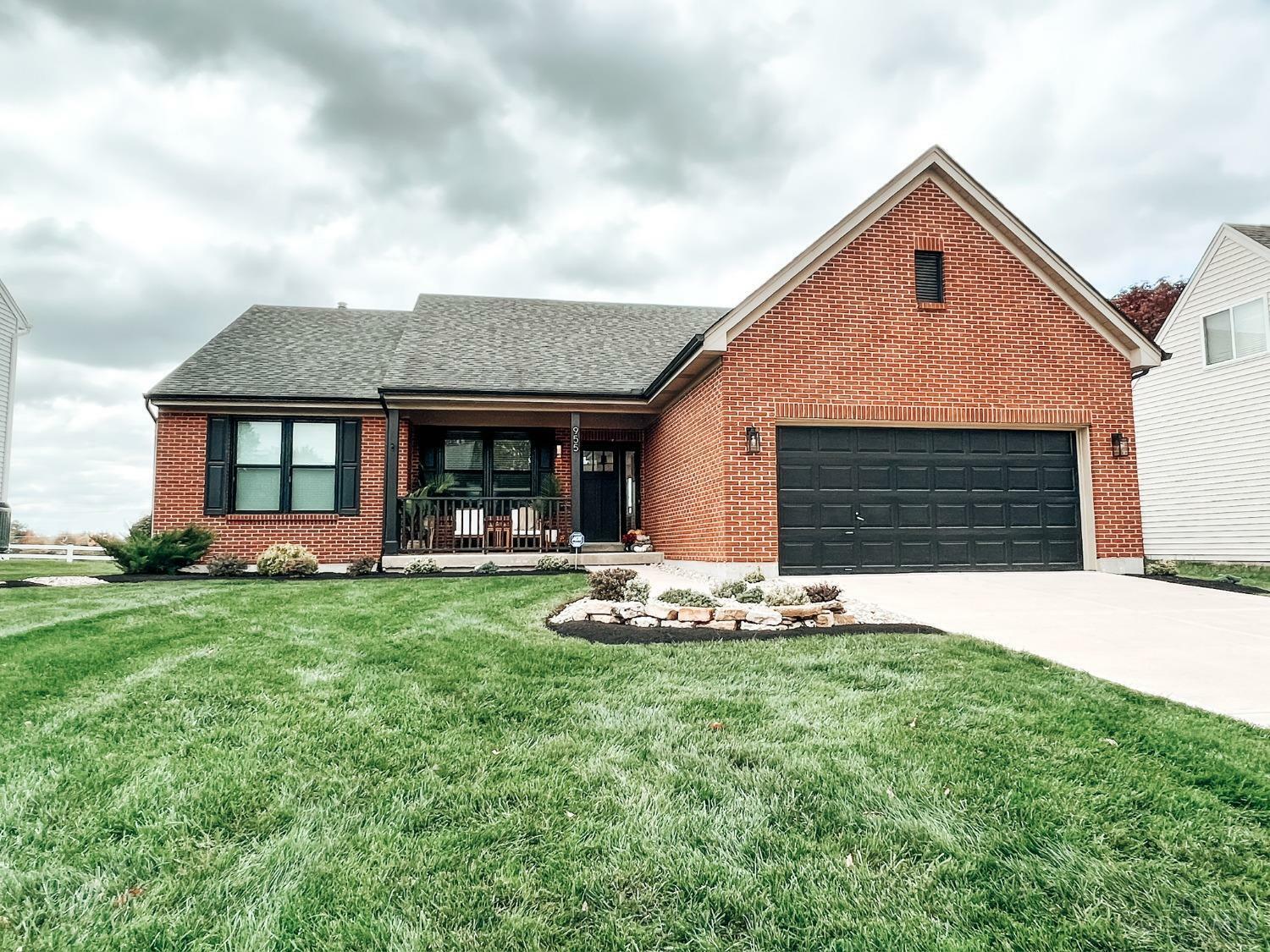 Property Photo: 955 Balsam Wood Ln OH 45036