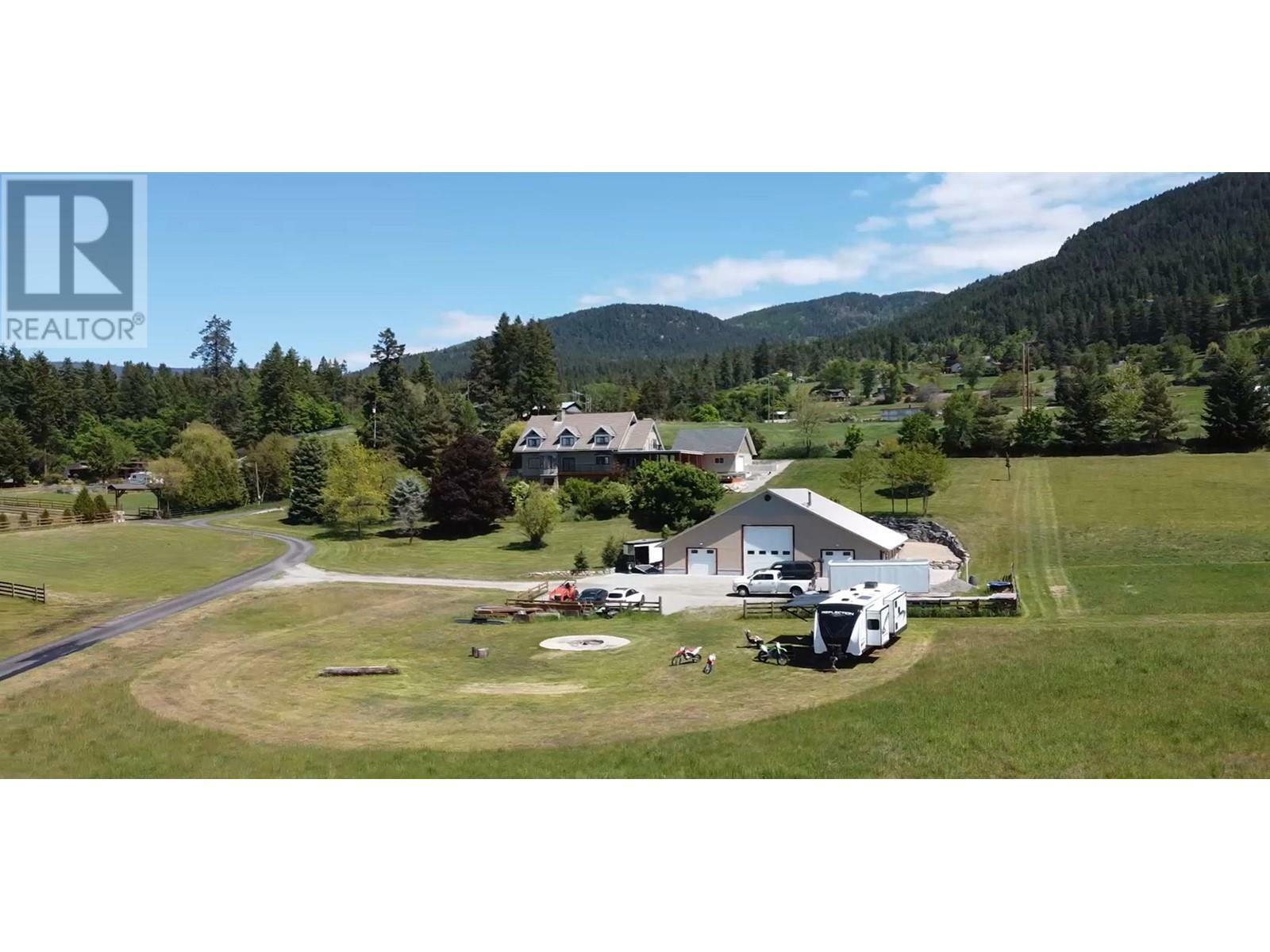 Photo de la propriété:  5393 East Vernon Road  BC V1B 3J7 