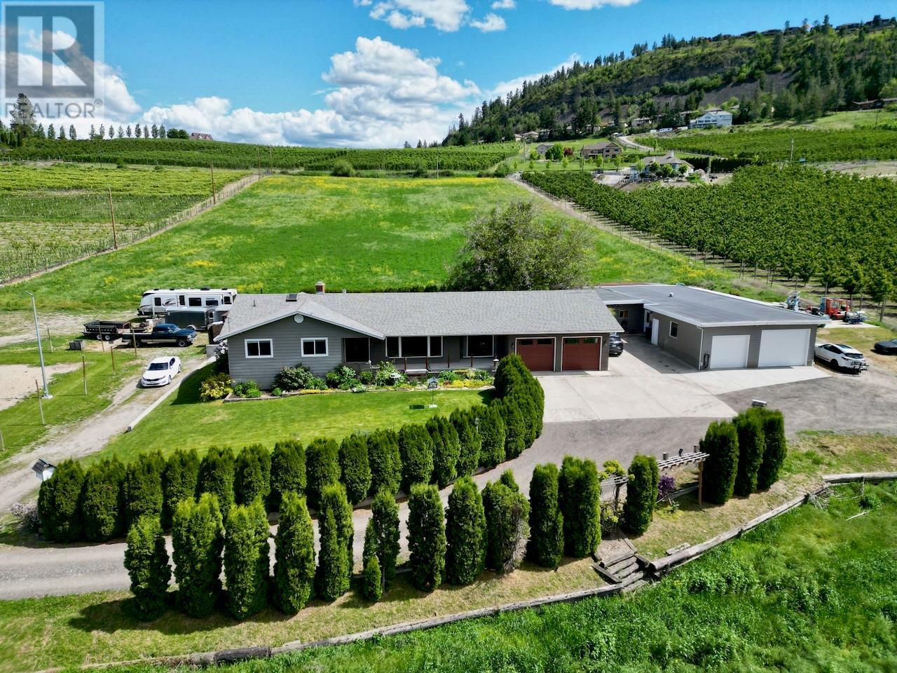 Property Photo: 371 Valley Road 1-3 BC V1V 2E5