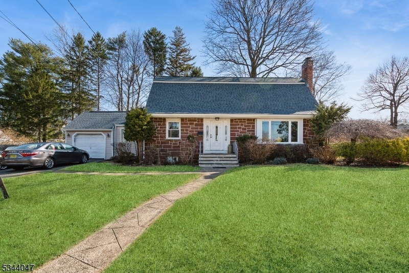 11 Marcotte Ln  Bergenfield Boro NJ 07621 photo