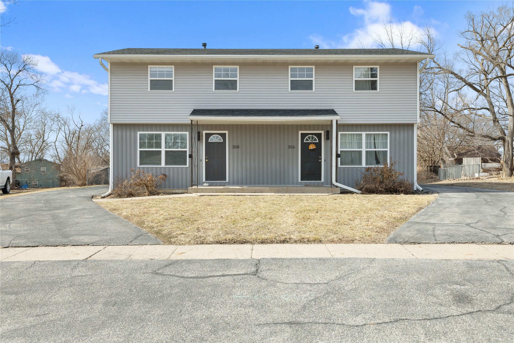 Property Photo:  306 SW Westview Drive  IA 50023 