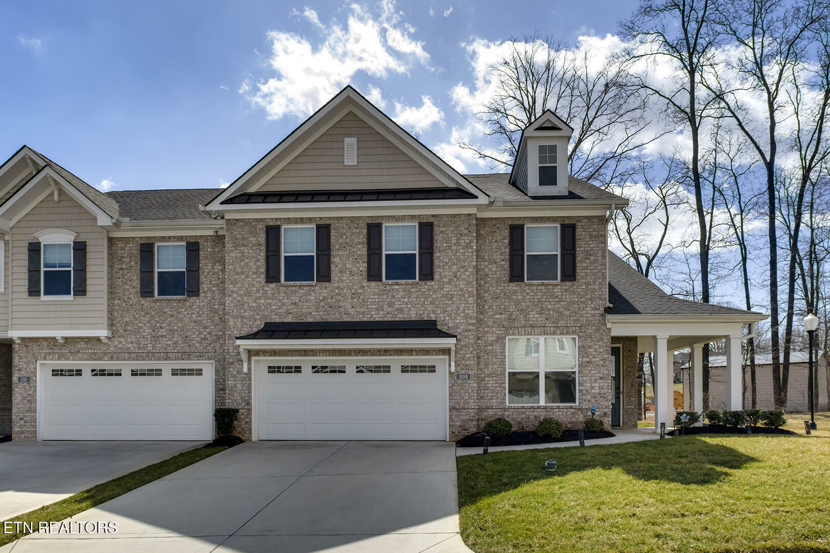 Property Photo: 1104 Sawtooth Oak Way TN 37932