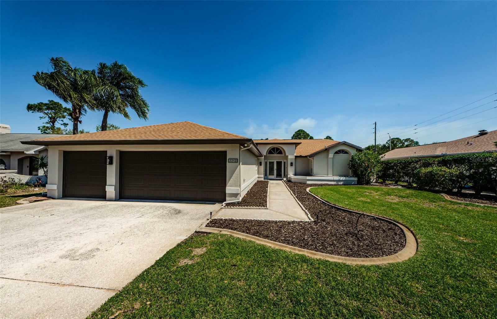 Property Photo: 5342 Sagamore Court FL 34655