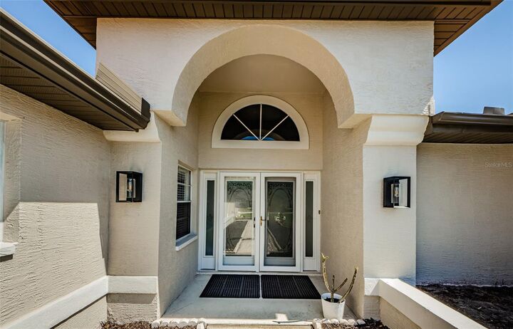 Property Photo:  5342 Sagamore Court  FL 34655 