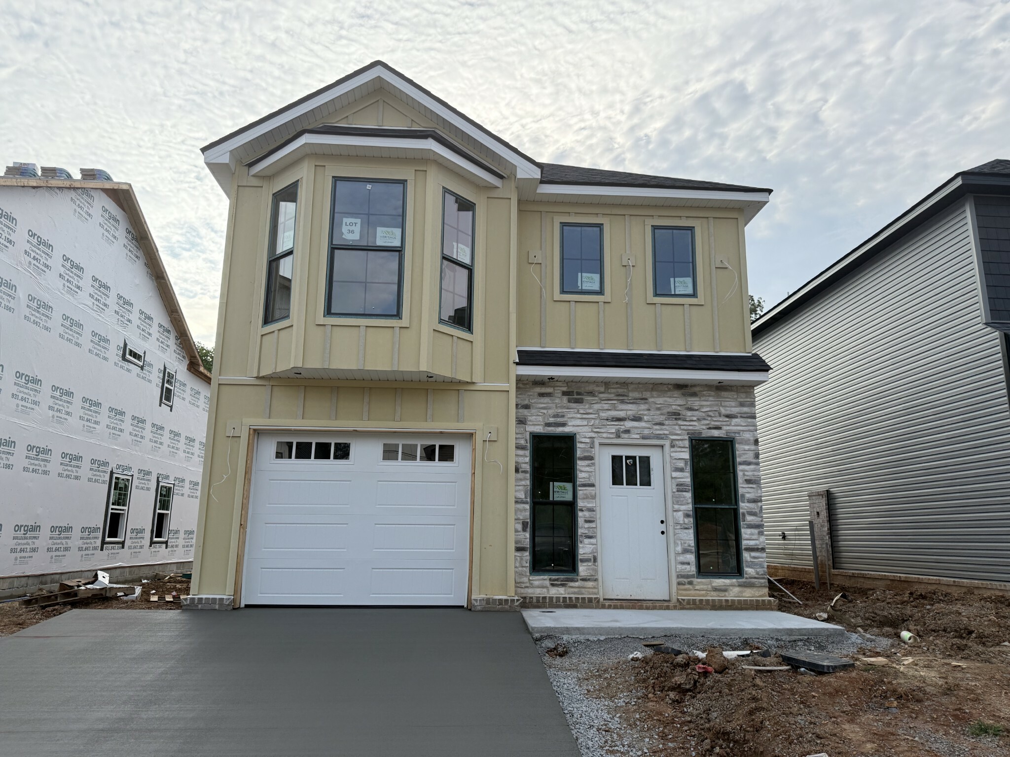 Property Photo: 36 Charleston Cove Way TN 37043