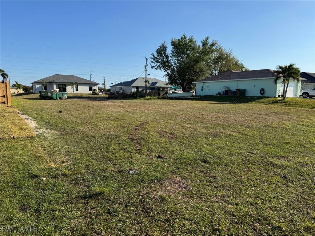 Property Photo:  109 NE 23rd Street  FL 33909 