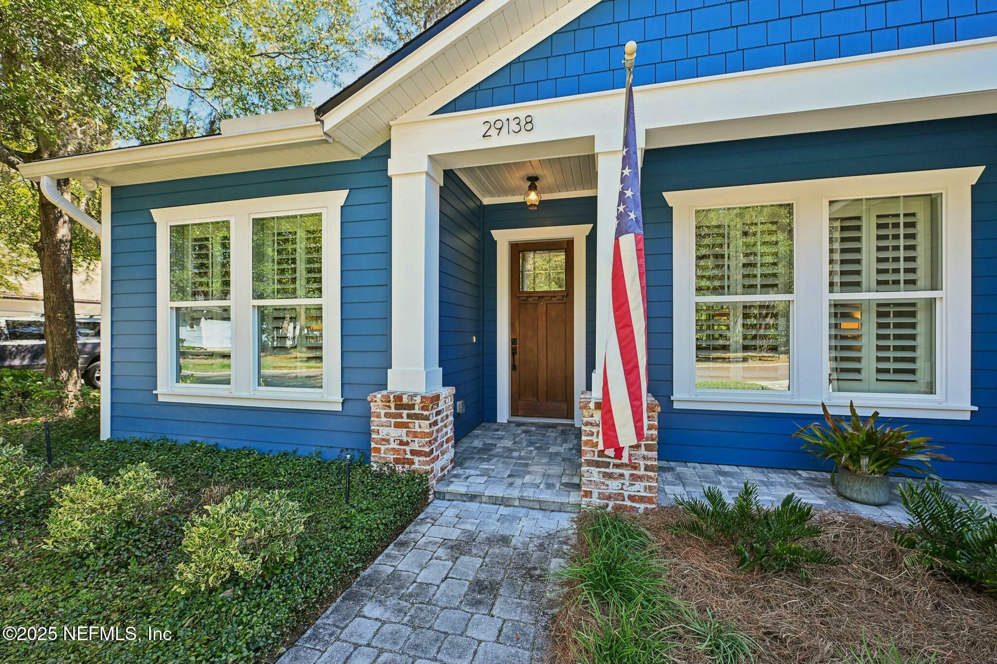 Property Photo: 29138 Grandview Manor FL 32097