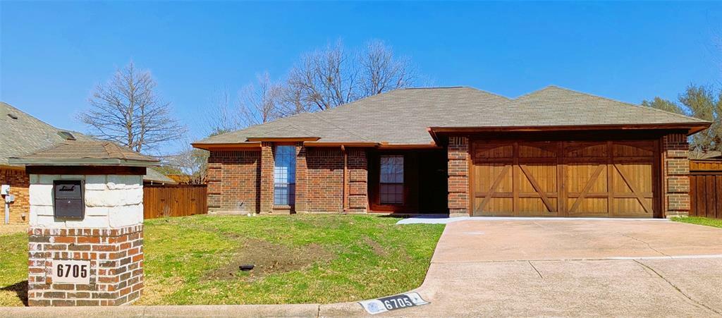 Property Photo: 6705 Inwood Drive TX 76182