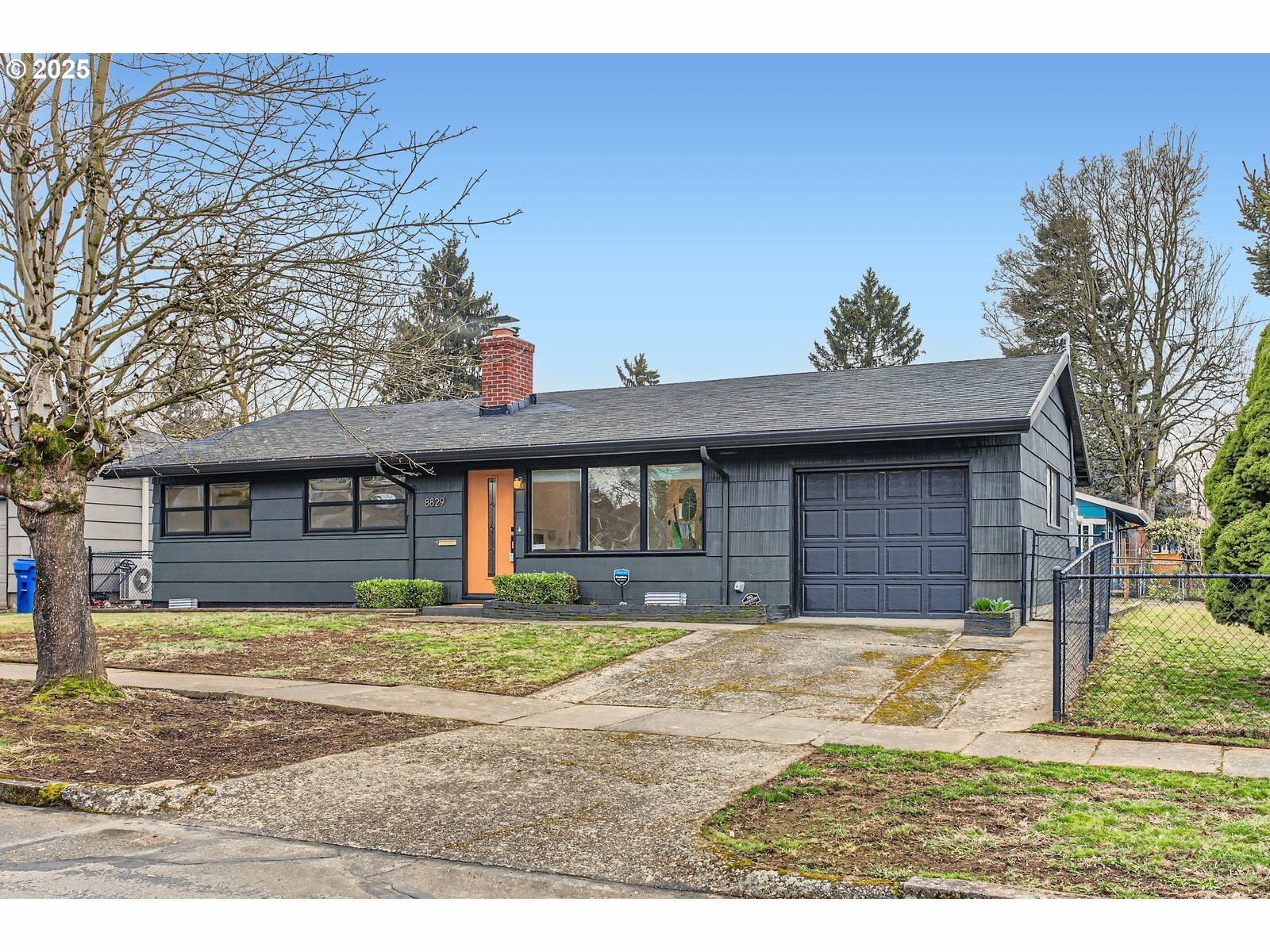 8829 N Dwight Ave  Portland OR 97203 photo