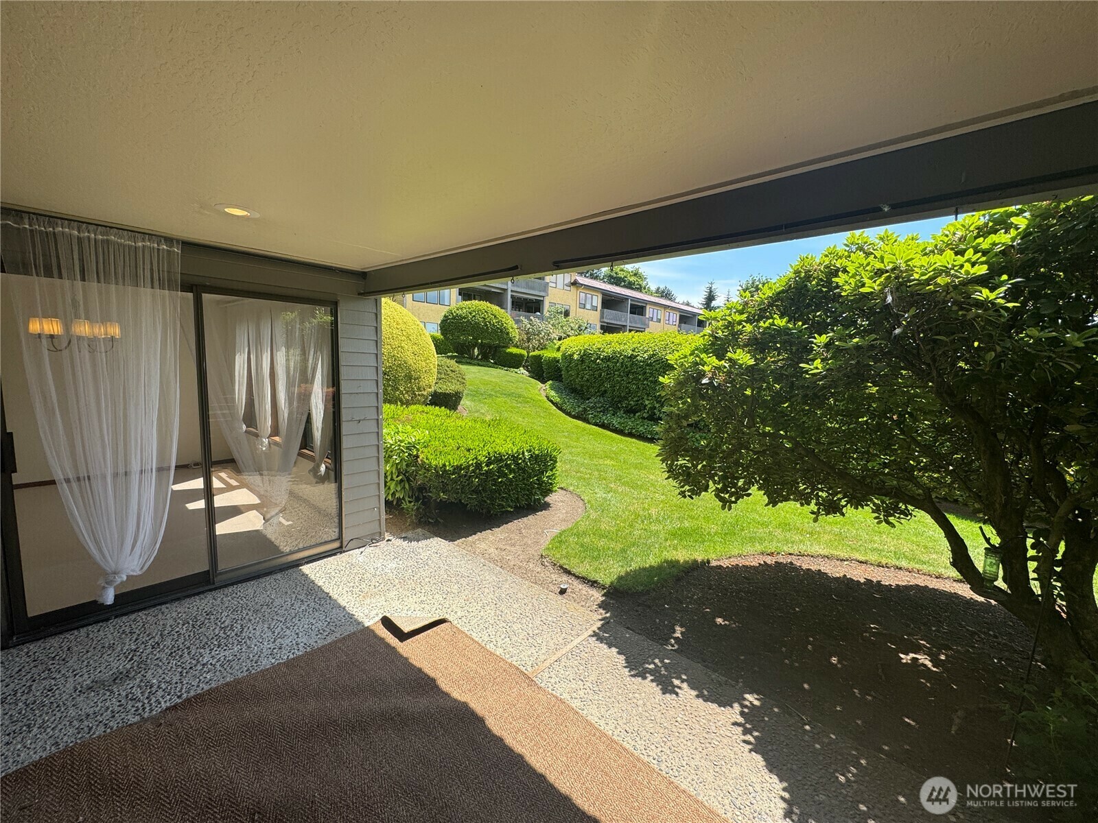Property Photo: 11642 100th Avenue NE A105 WA 98033