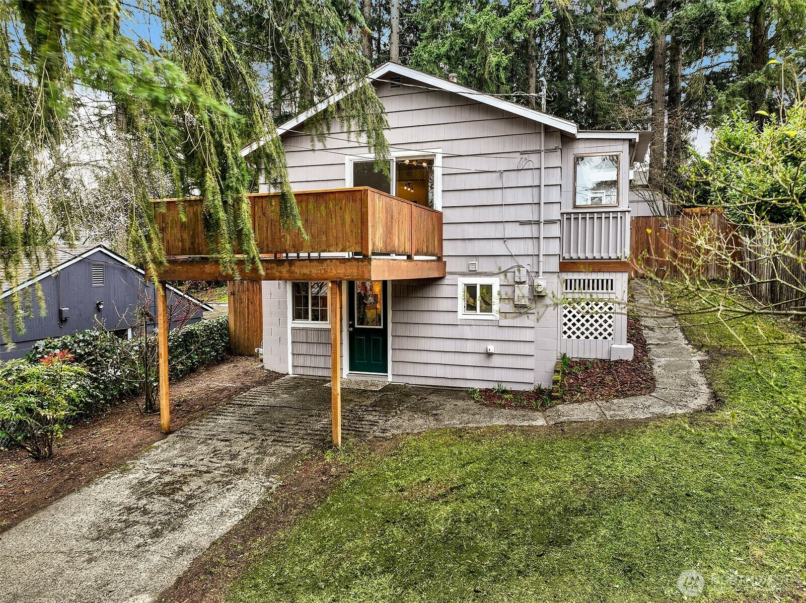 Property Photo: 11525 32nd Avenue NE WA 98125