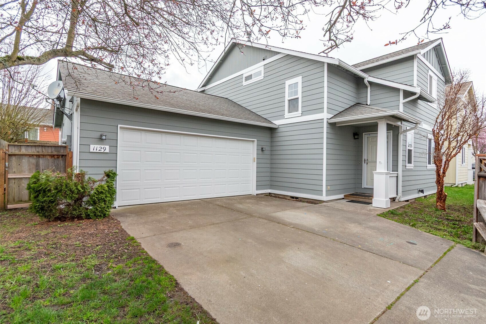 Property Photo:  1129 NE Cordero Place  WA 98277 