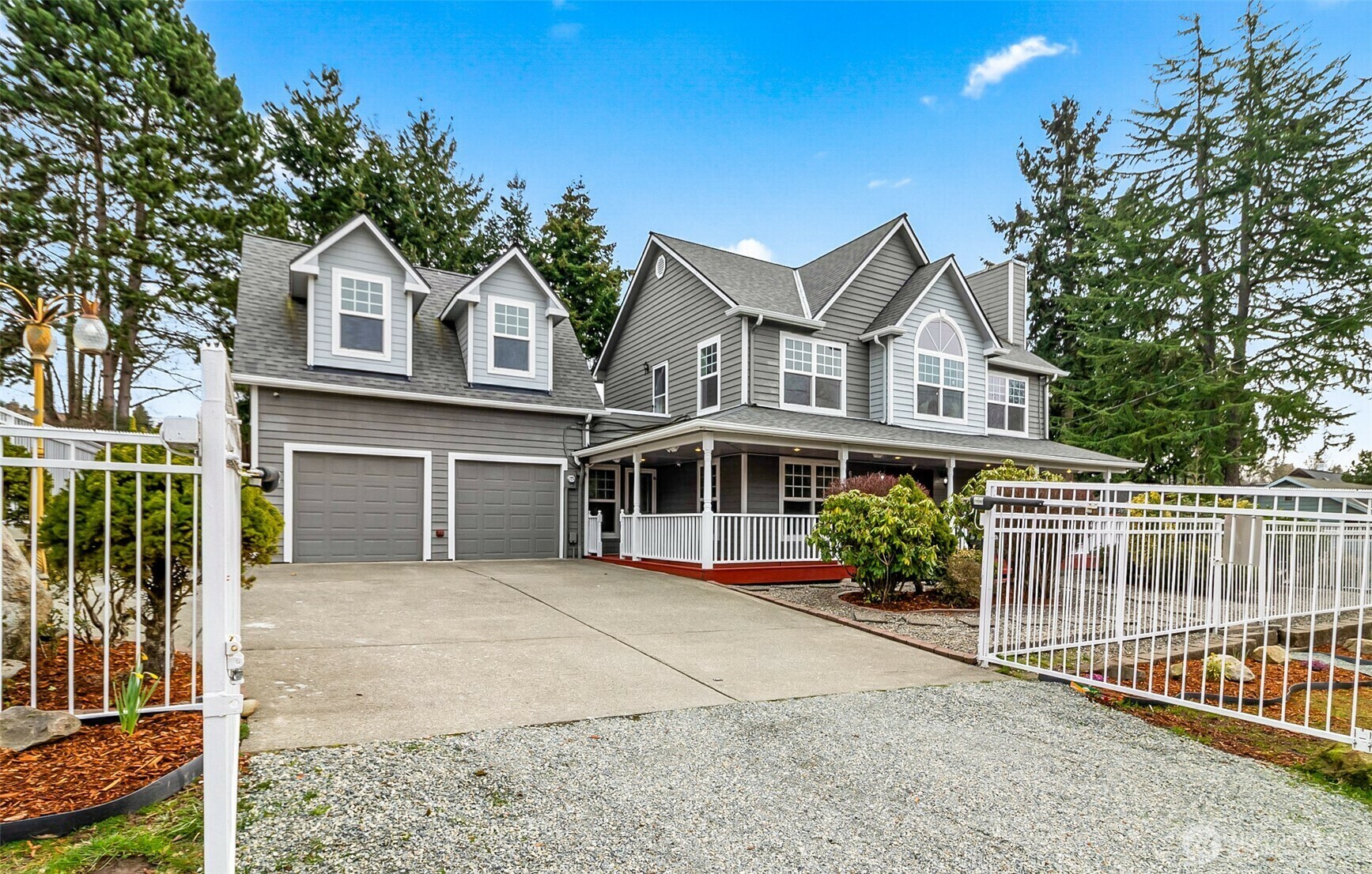 Property Photo:  6764  18th Avenue SW  WA 98106 