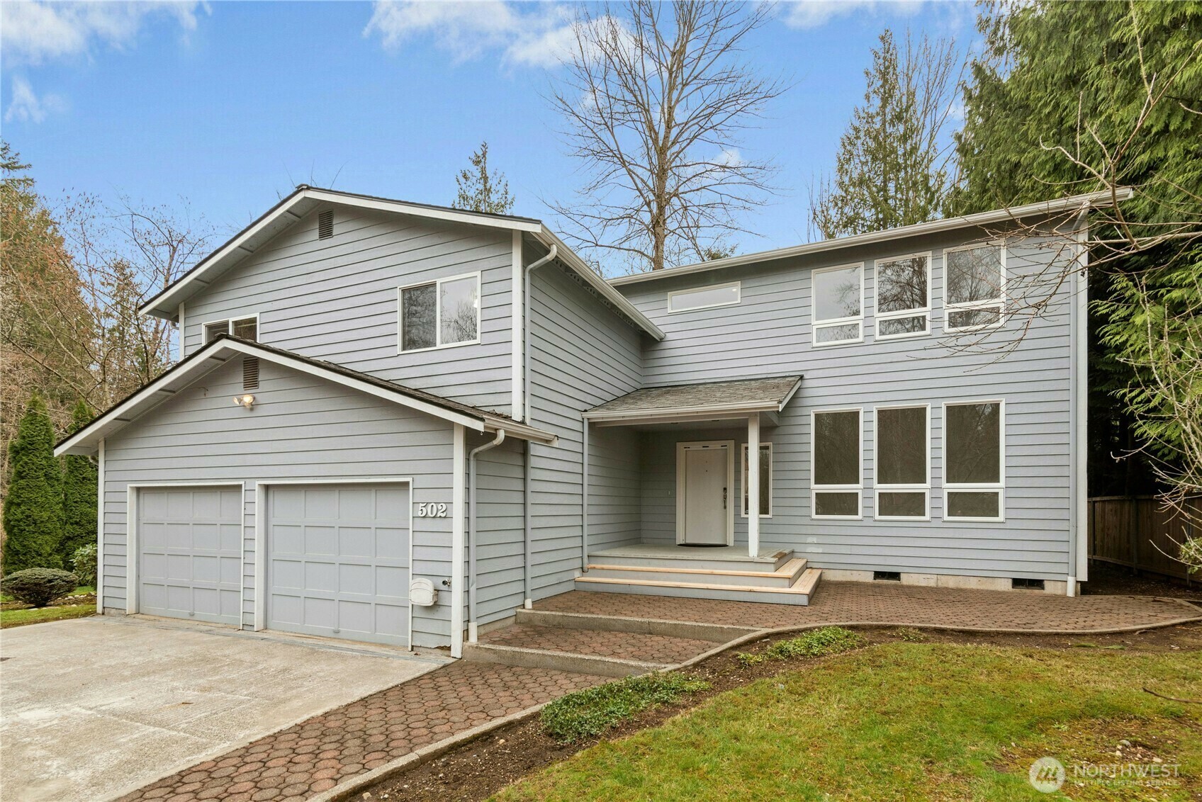 Property Photo:  502  104th Place SE  WA 98208 