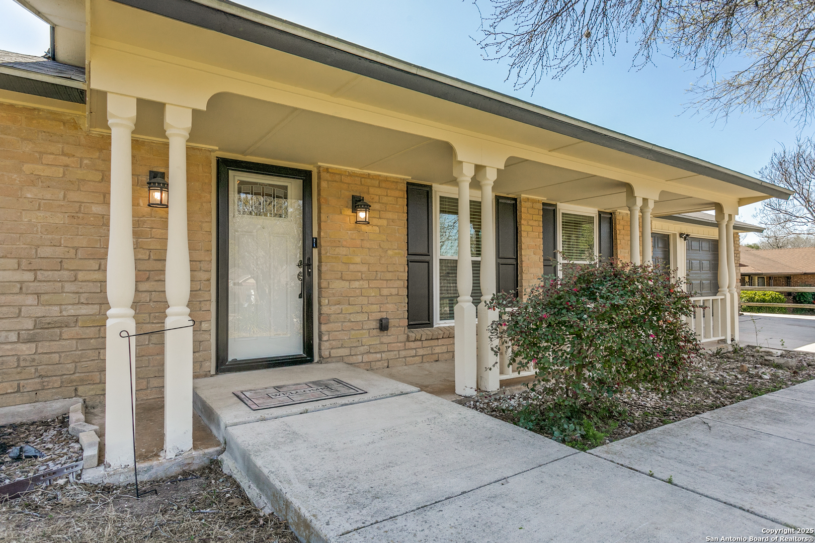 Property Photo: 5918 Oak Country Way TX 78247