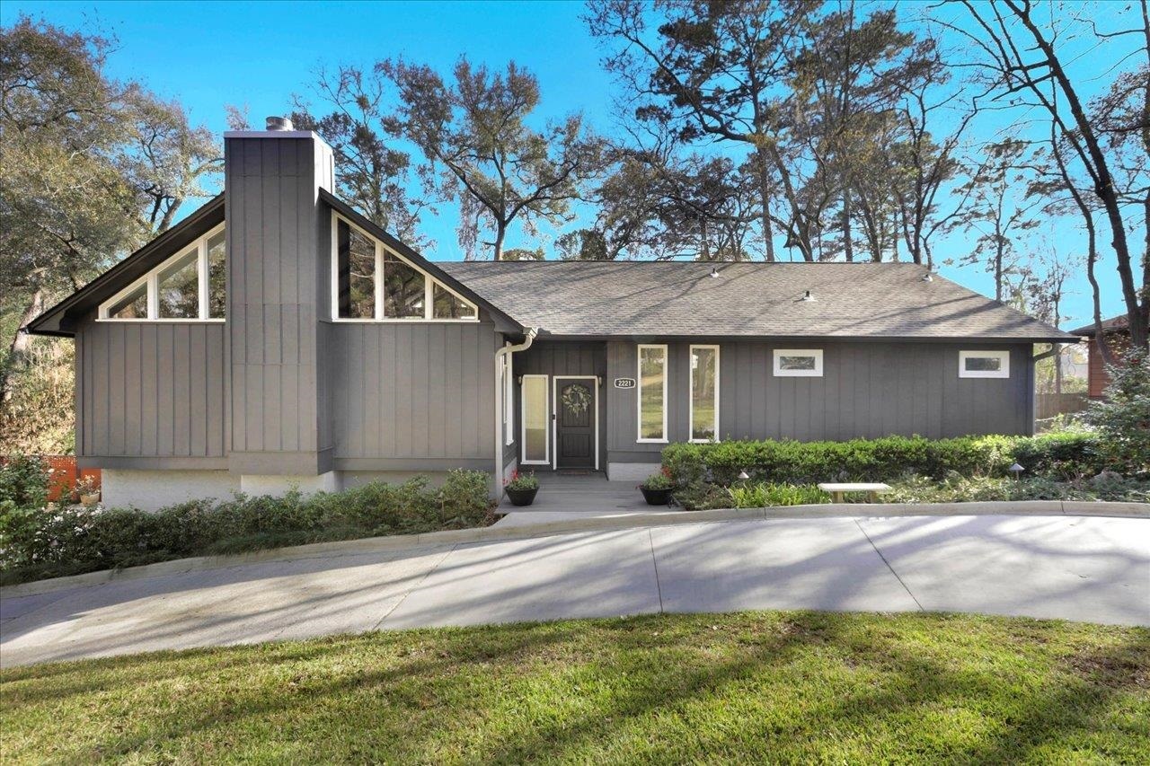 Property Photo: 2221 Limerick Drive FL 32309
