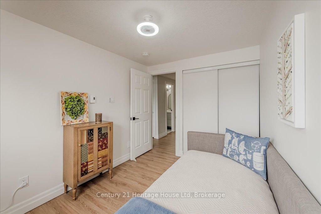 Photo de la propriété:  2 Worton Avenue 10  ON N1H 7C5 