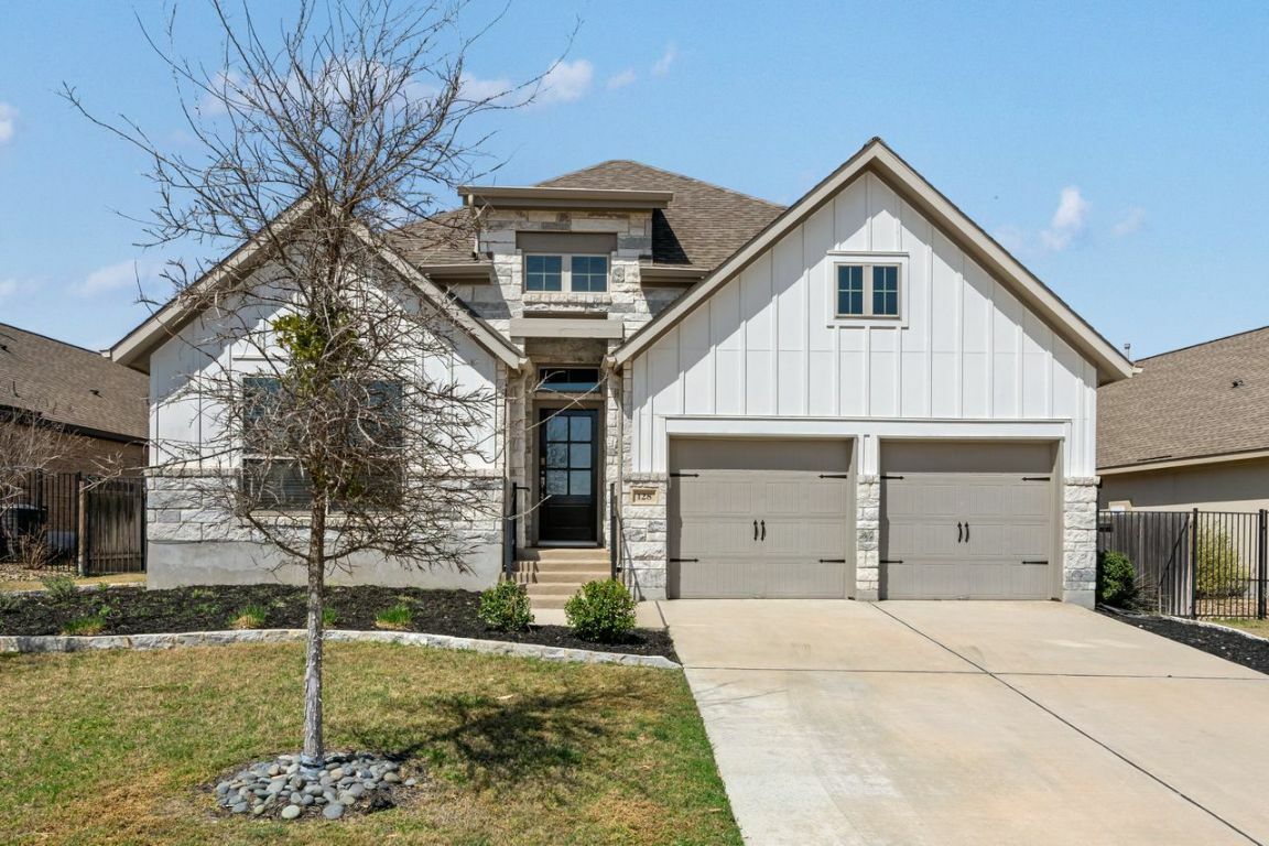 Property Photo: 128 Saturnia Drive TX 78628