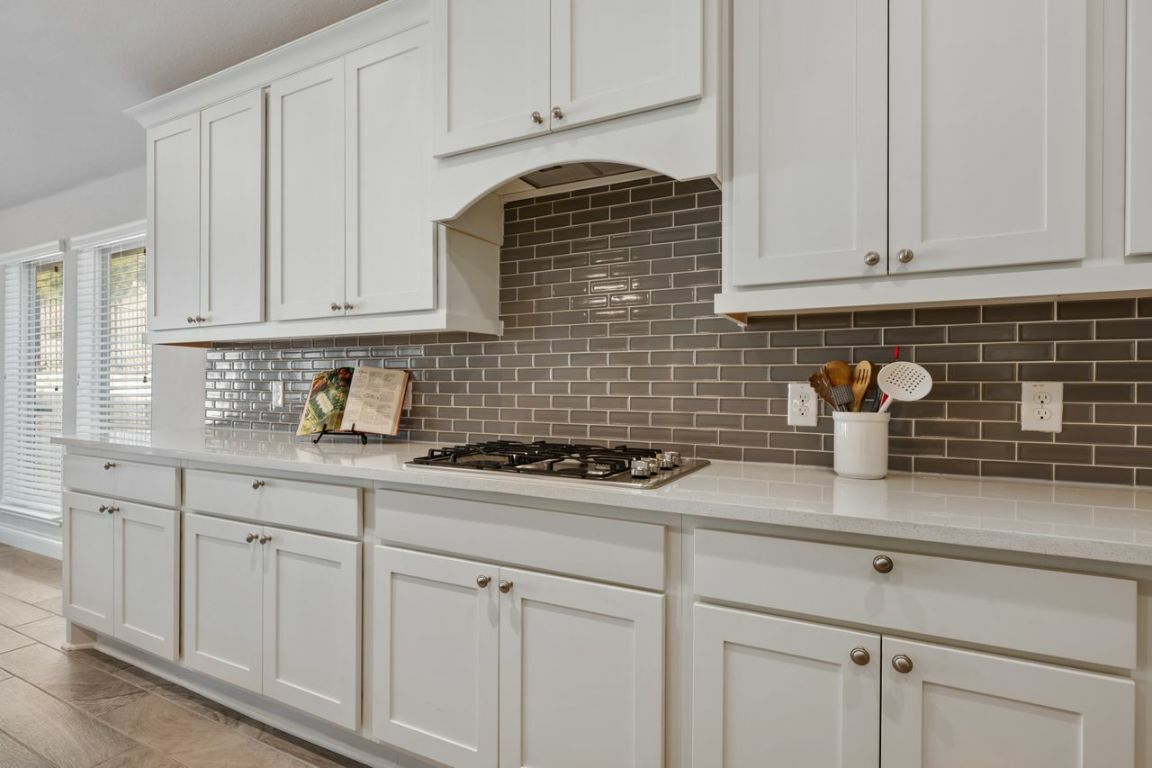 Property Photo: 128 Saturnia Drive TX 78628