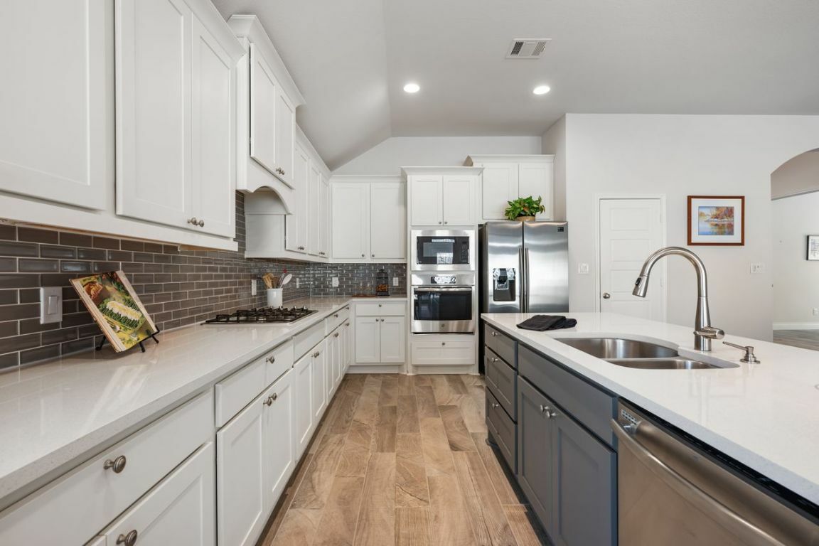 Property Photo:  128 Saturnia Drive  TX 78628 