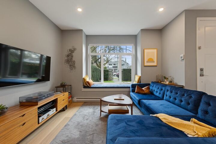 Property Photo:  171 E 17th Avenue  BC V5V 1A5 