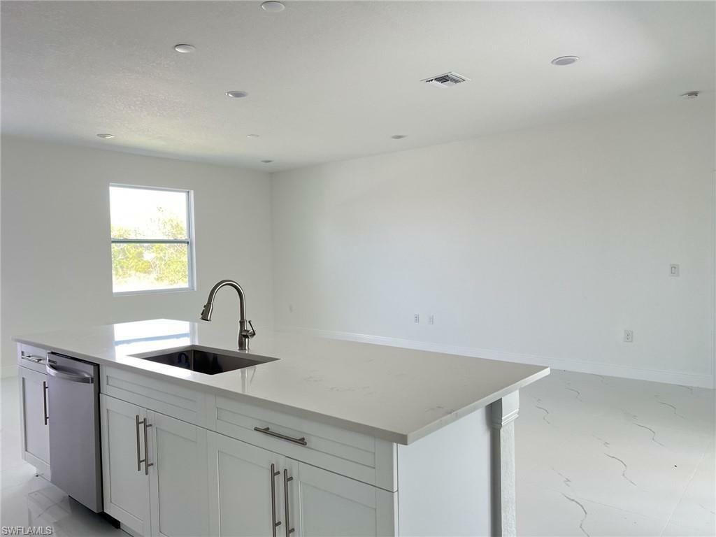 Property Photo: 4309 8th St SW FL 33976