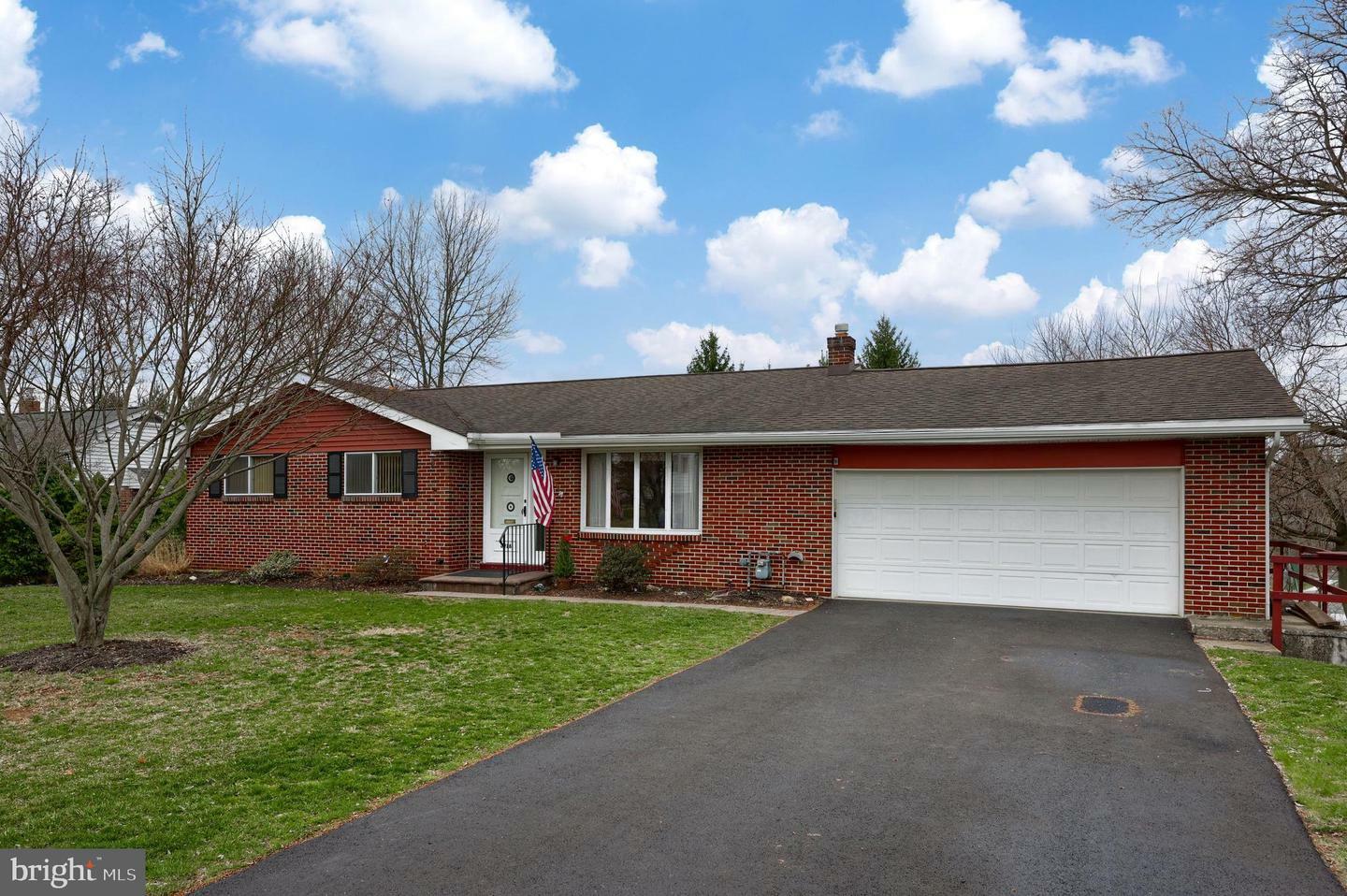 Property Photo: 3916 Grant Street PA 19606