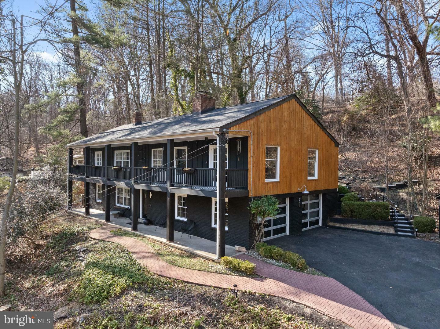 425 Oak Valley Road  Media PA 19063 photo