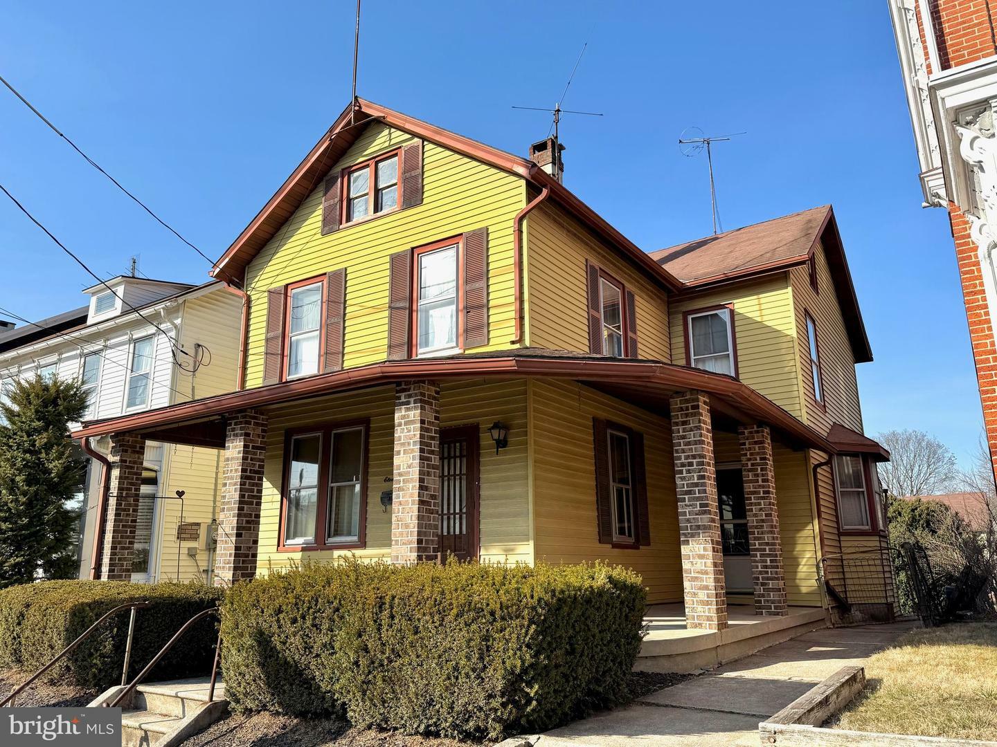 Property Photo: 11 E Penn Avenue PA 19551