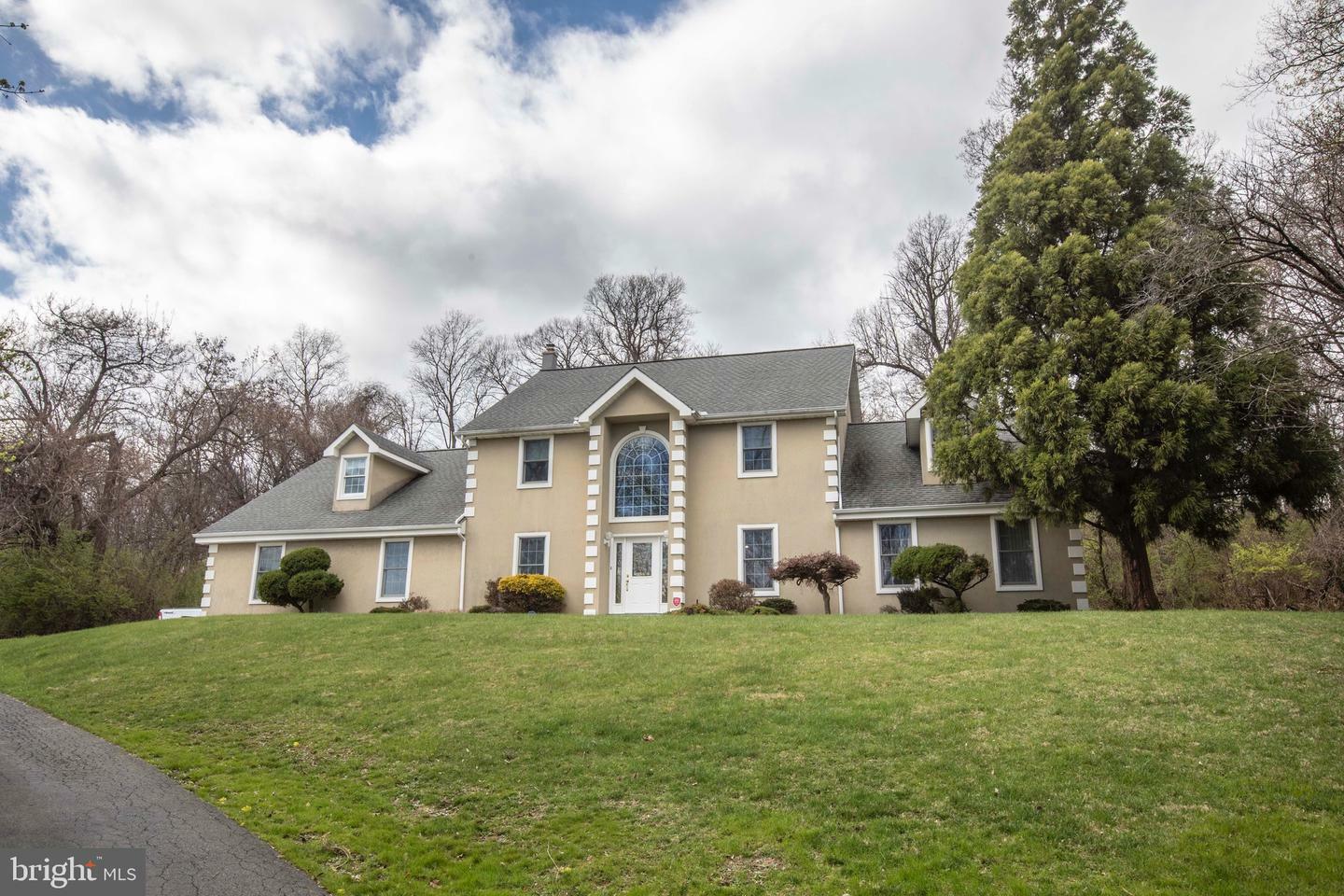 Property Photo: 3066 Pricetown Road PA 19560