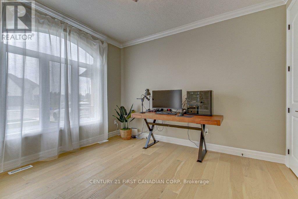 Property Photo: 6 Aspen Circle ON N0M 2P0