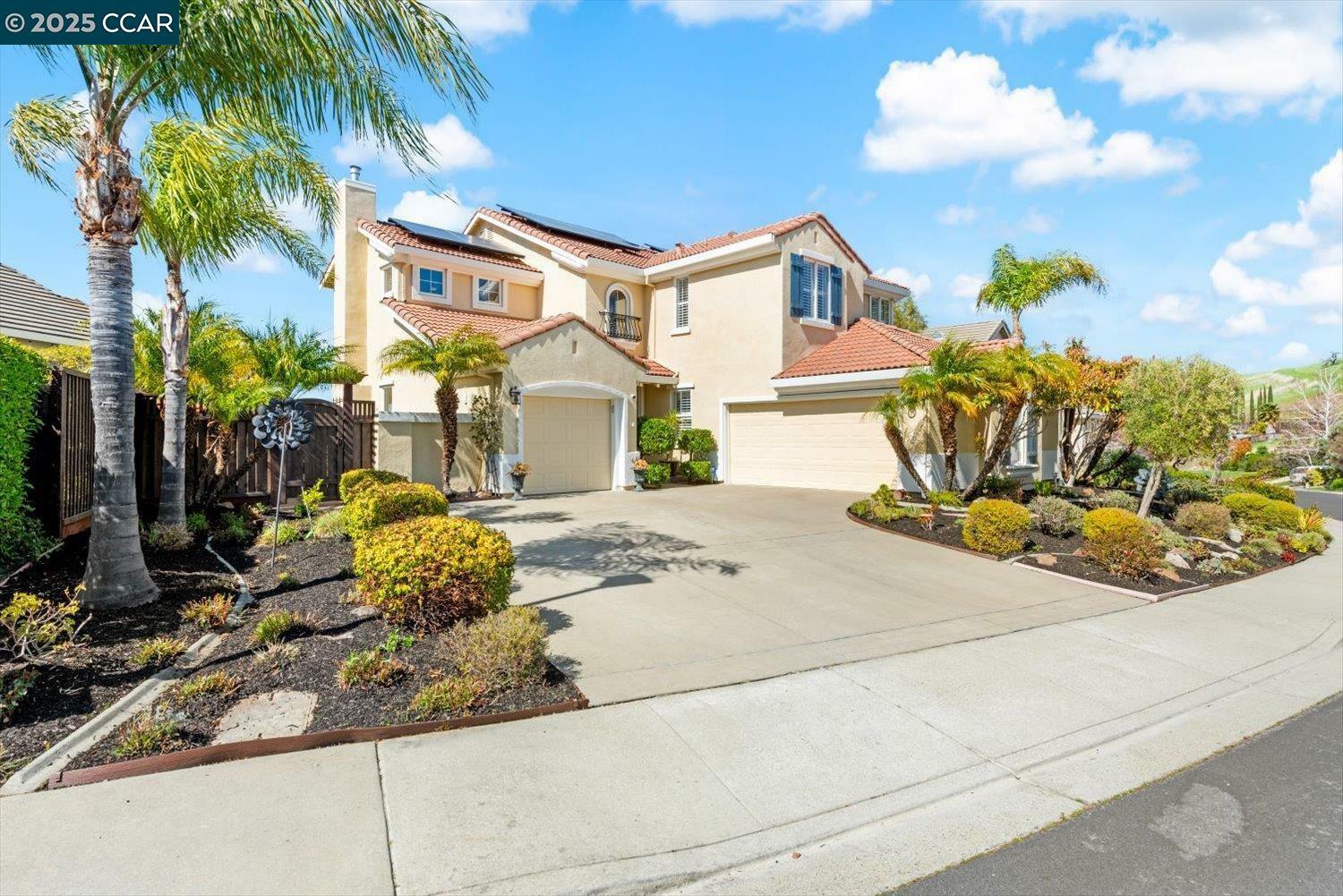 Property Photo: 834 Deer Spring Cir CA 94521