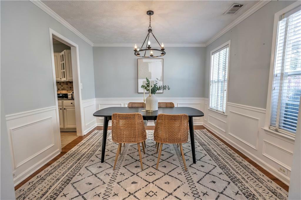 Property Photo: 1510 Ridgemill Terrace GA 30019