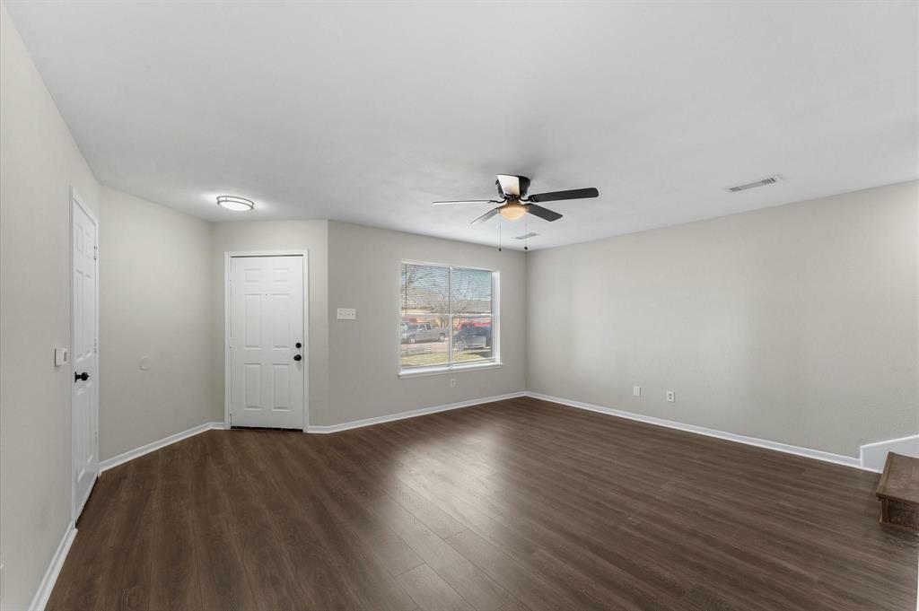 Property Photo: 7729 Ellis Drive TX 77489