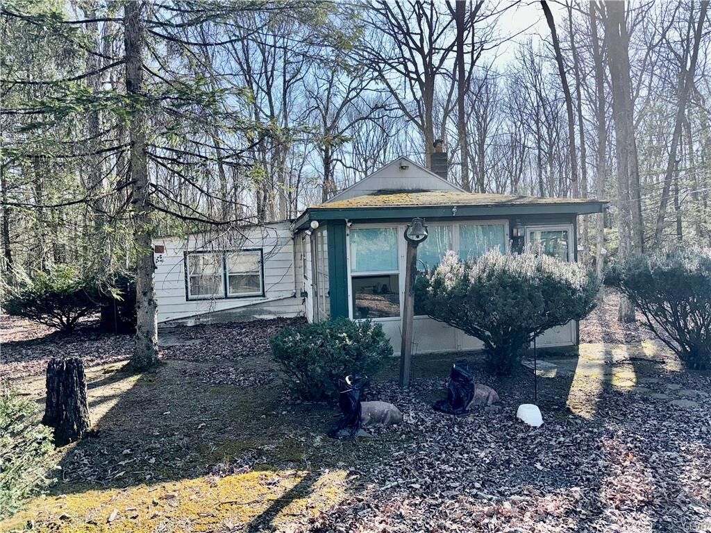 Property Photo:  79 Bear Creek Drive  PA 18229 