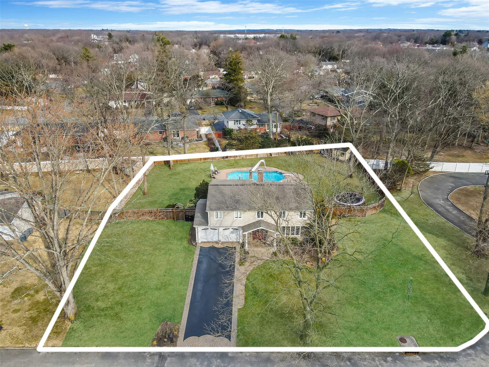 Property Photo: 3 Ingram Court NY 11787