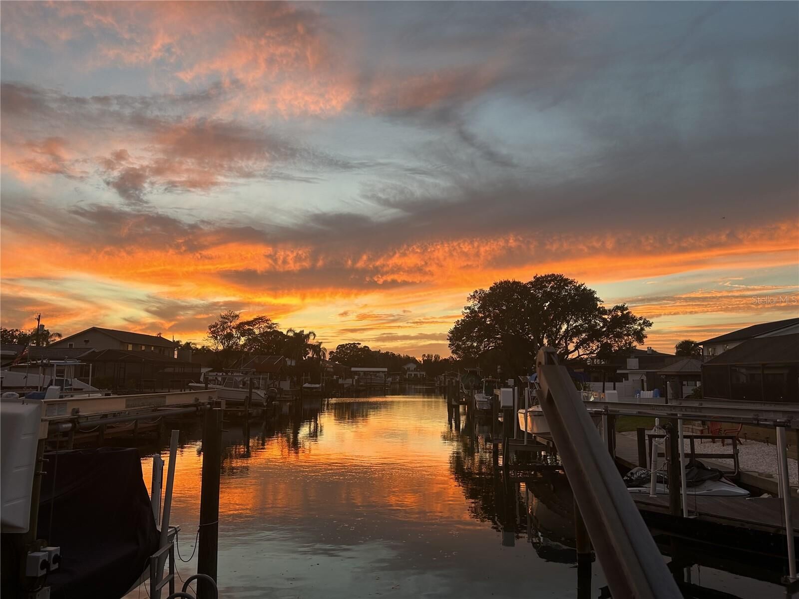 Property Photo: 4806 Bay Crest Drive FL 33615