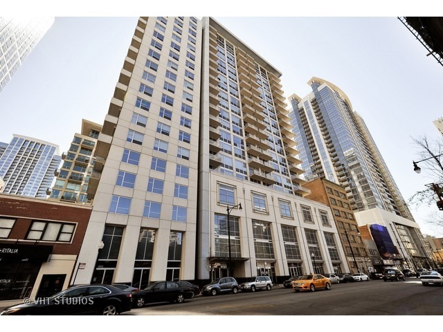 1305 S Michigan Avenue 1303  Chicago IL 60605 photo