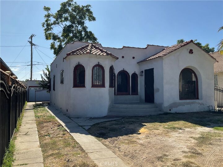 Property Photo:  716 W 105th Street  CA 90044 