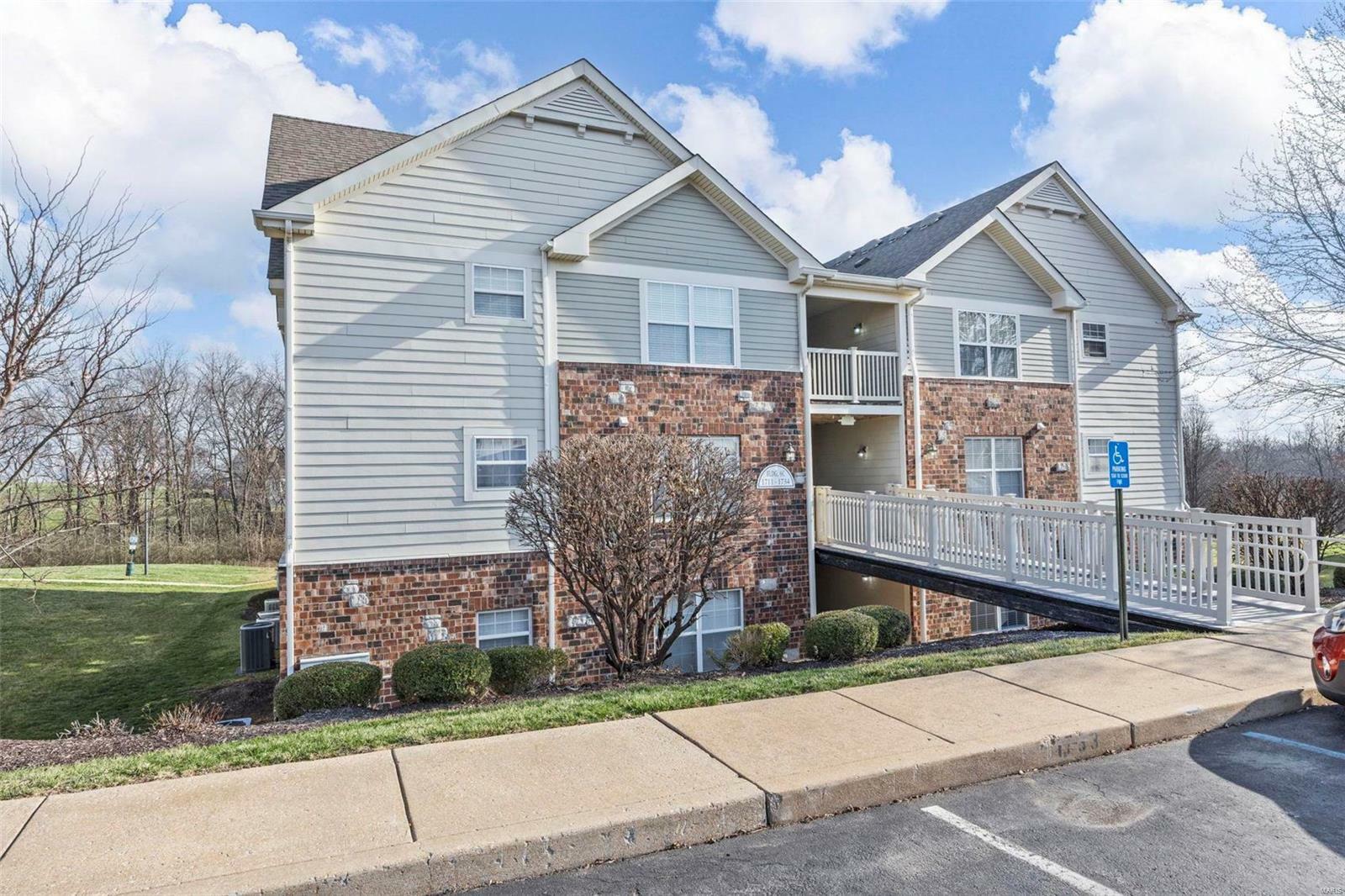 1723 Piedmont Circle  St Charles MO 63304 photo