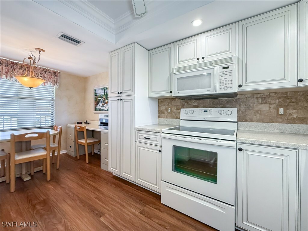 Property Photo: 12621 Kelly Sands Way 326 FL 33908