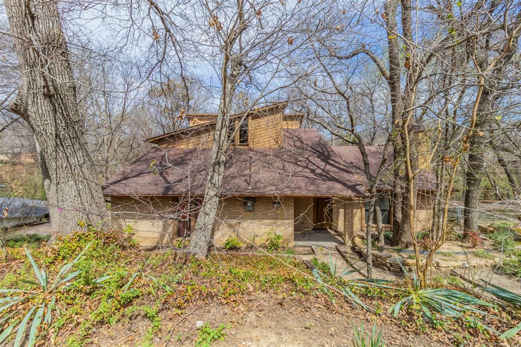 Property Photo: 1130 Dula Circle TX 75116