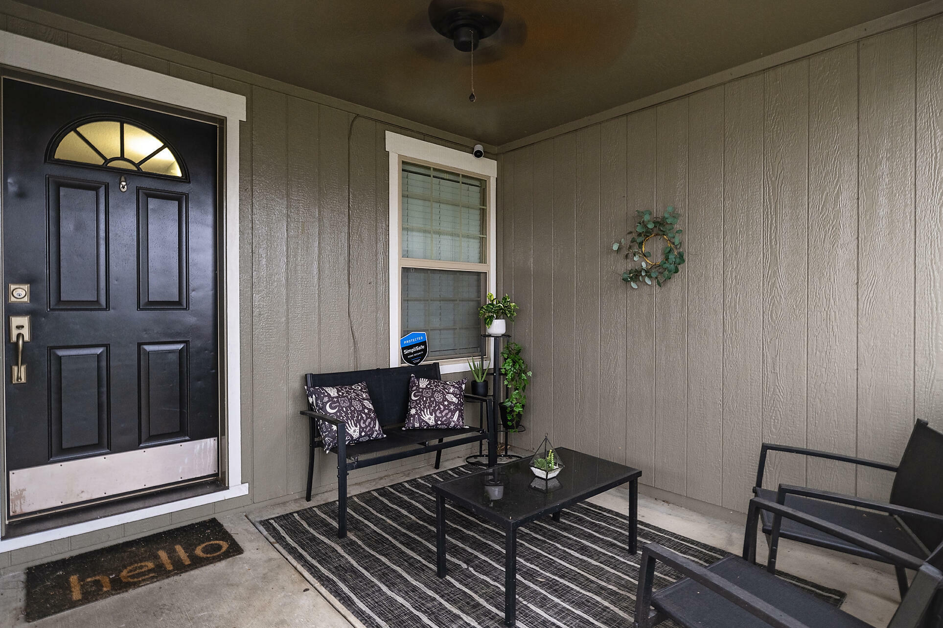 Property Photo: 354 Sandi Way OR 97524
