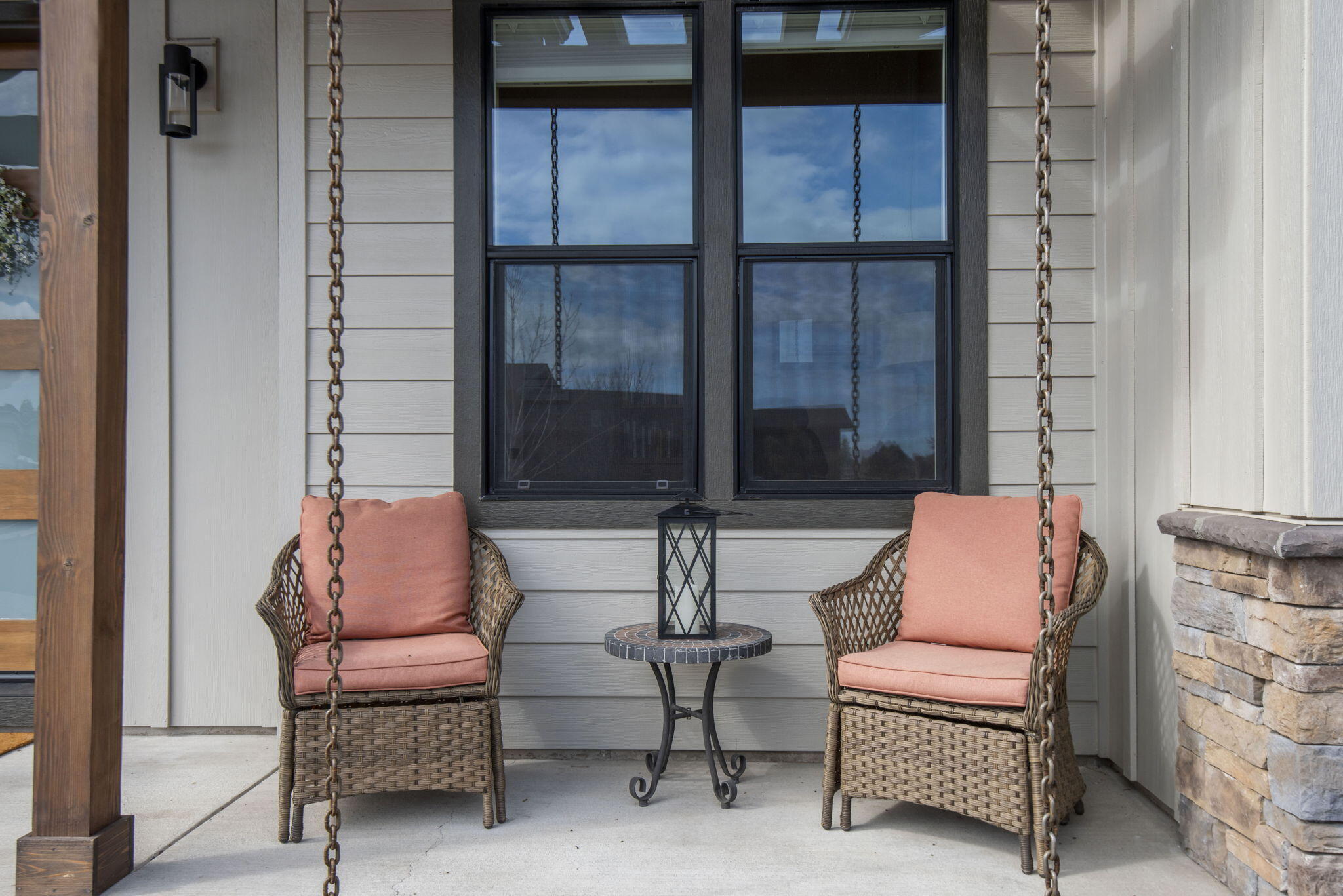 Property Photo: 1151 N Jantzen Court OR 97759