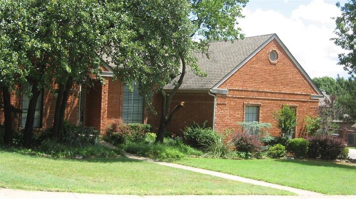 Property Photo:  2809 Red Fern  OK 73034 