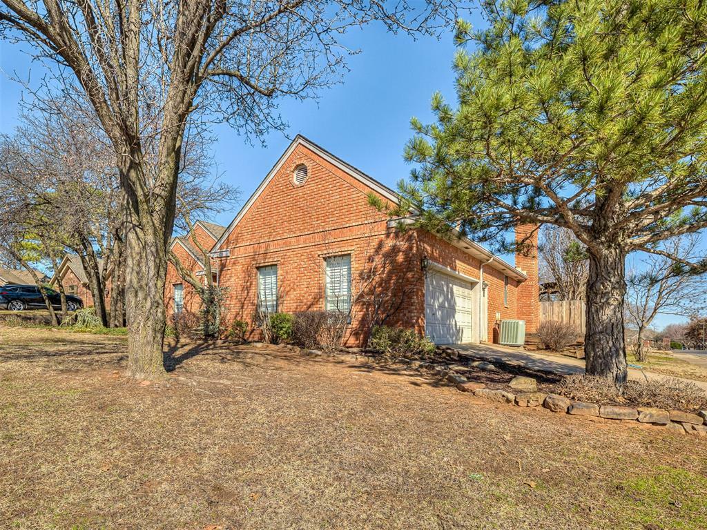 Property Photo:  2809 Red Fern  OK 73034 