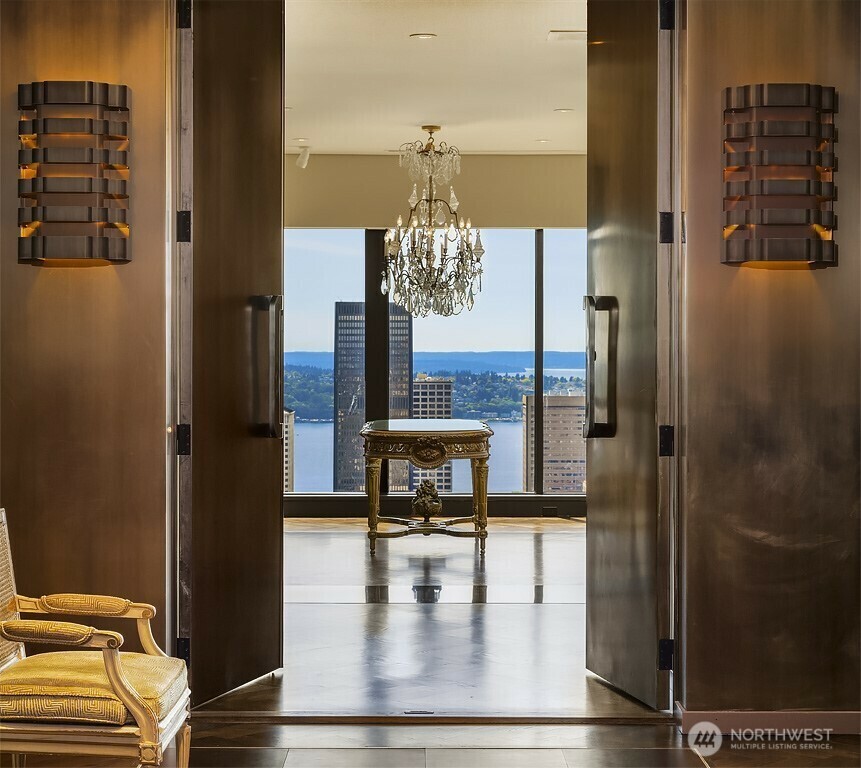 1301  Spring Street Ph32  Seattle WA 98104 photo