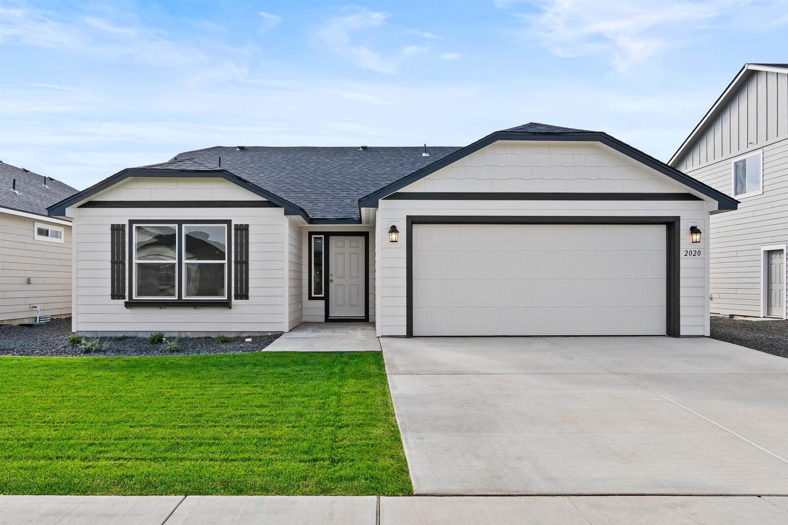 Property Photo:  9103 N Hazelnut St 6/1 Edgewood  WA 99208 